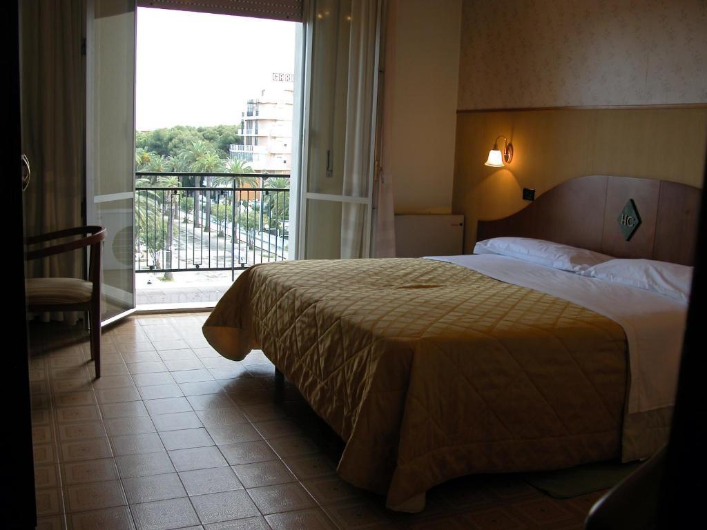 Hotel Calabresi San Benedetto del Tronto Cameră foto